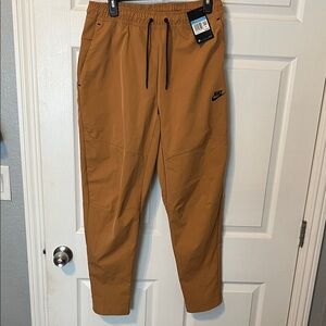 Nike Men's Tan Pants